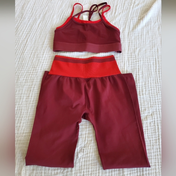 Fabletics NWT Poppy Seamless Sport Bra Size: Large - Picture 4 of 6